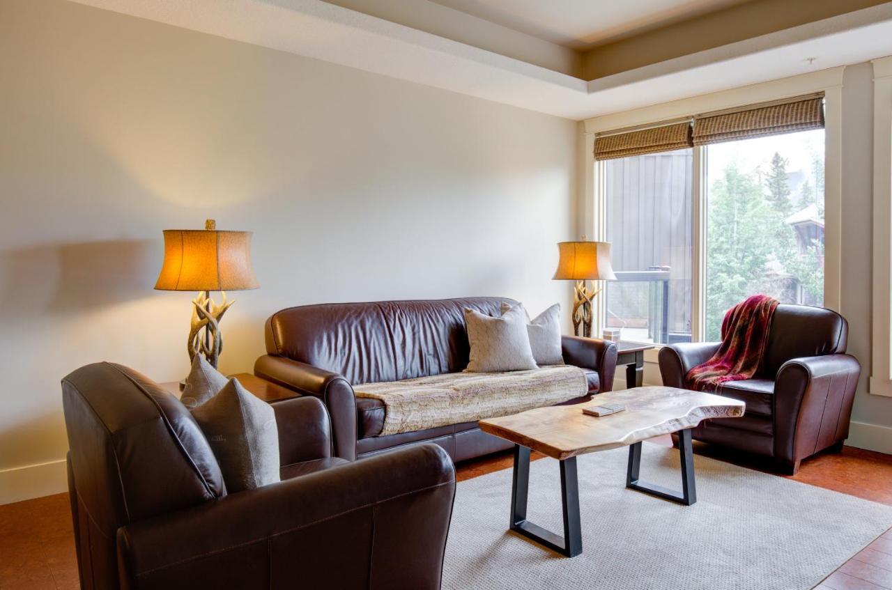 Misty Mountain- Premium 2 Bedroom Mountain View แคนมอร์ ภายนอก รูปภาพ